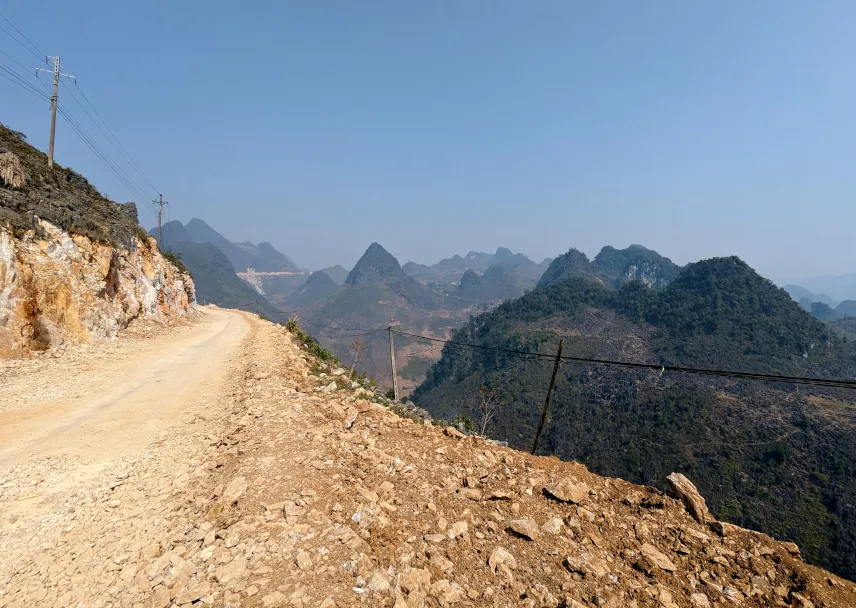 Picture of Possible road conditions on the Ha Giang motorbike loop