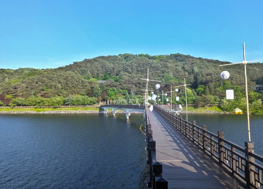 Picture of Wolyeoung Bridge, Andong