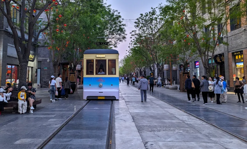 Picture of Qianmen Street with sightseeing tram