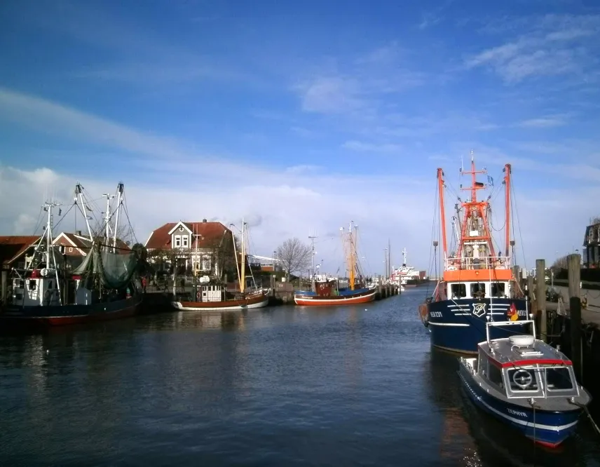 Picture of boats in Neuharlingersiel