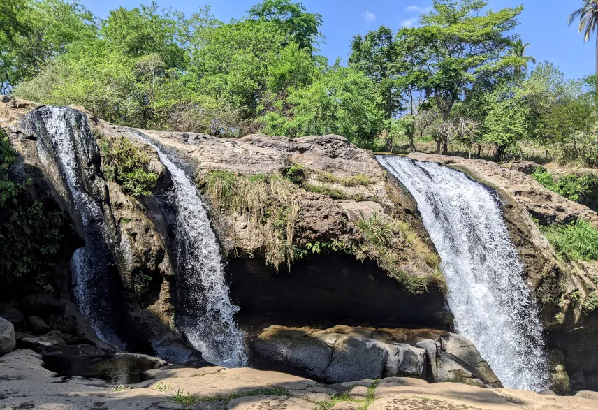 Picture of Salto Malacatiupan hot waterfall