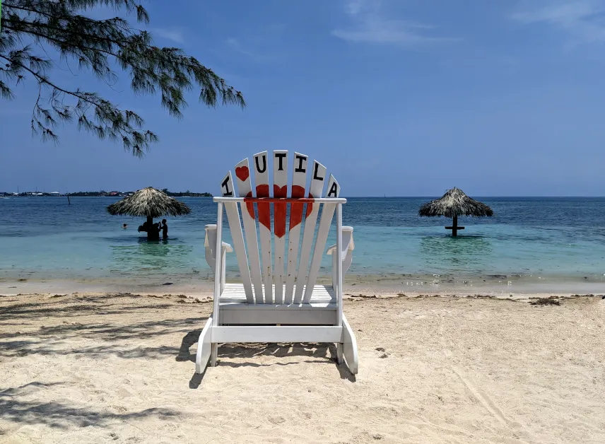 Picture of beach on Utila