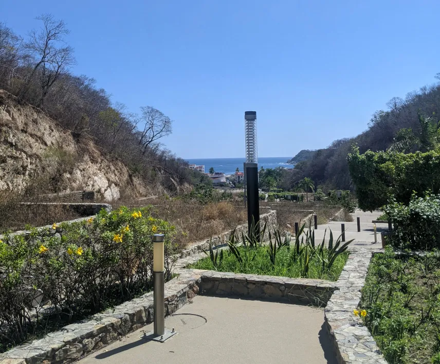 Picture of Tourist Corridor La Crucecita