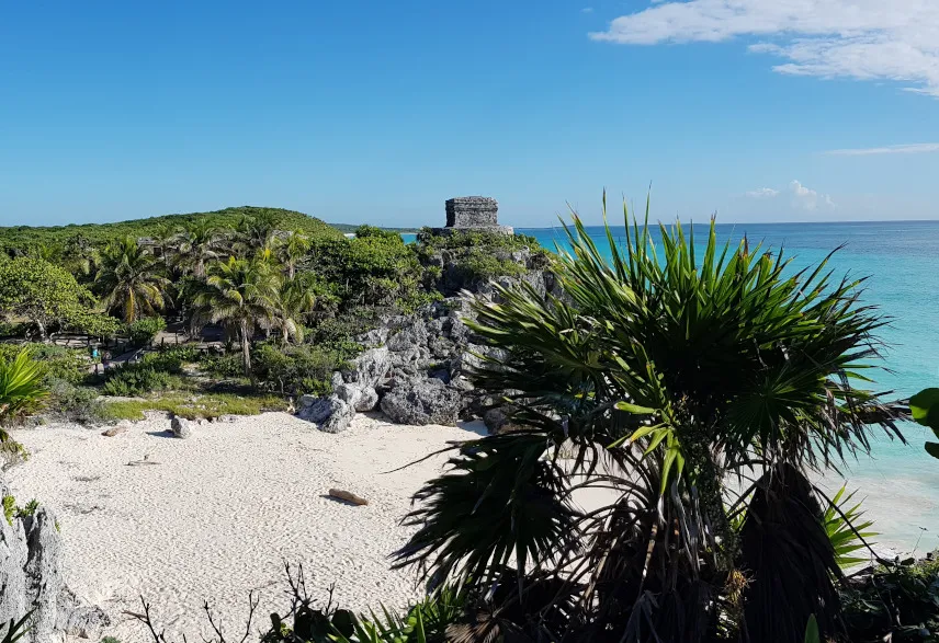 Picture of Tulum ruins and beach