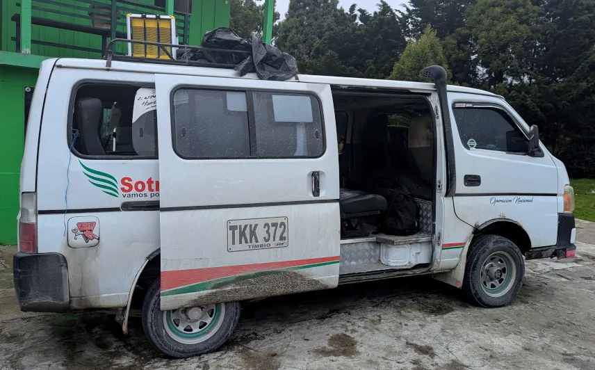 Picture of Our mini bus from San Agustin to Popayan