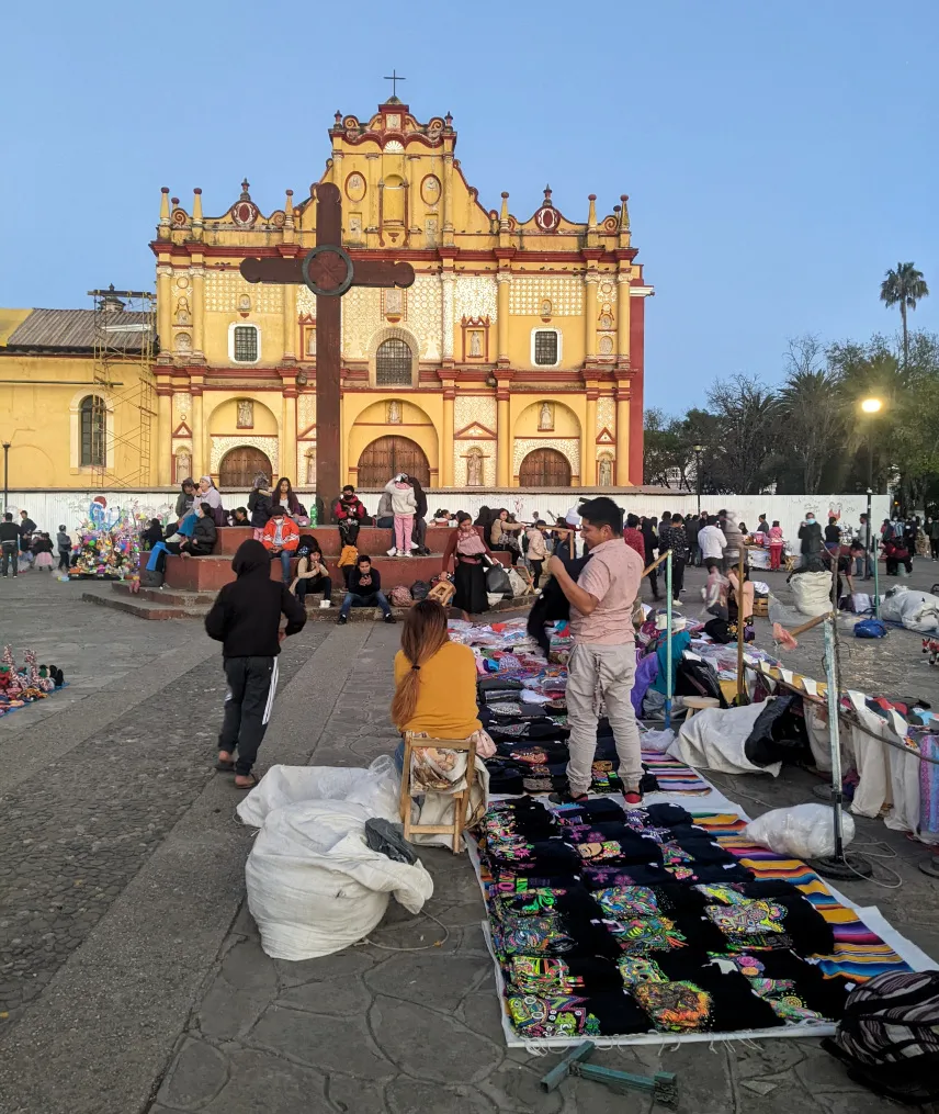 Picture of Plaza de la Paz & San Cristóbal Cathedral