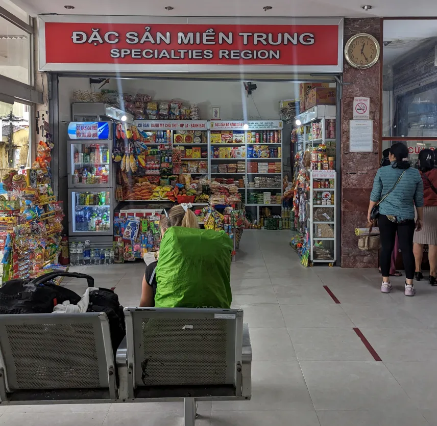 Picture of Shop at Da Nang train station