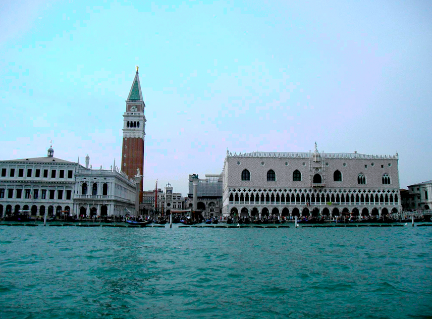 A picture of Venice
