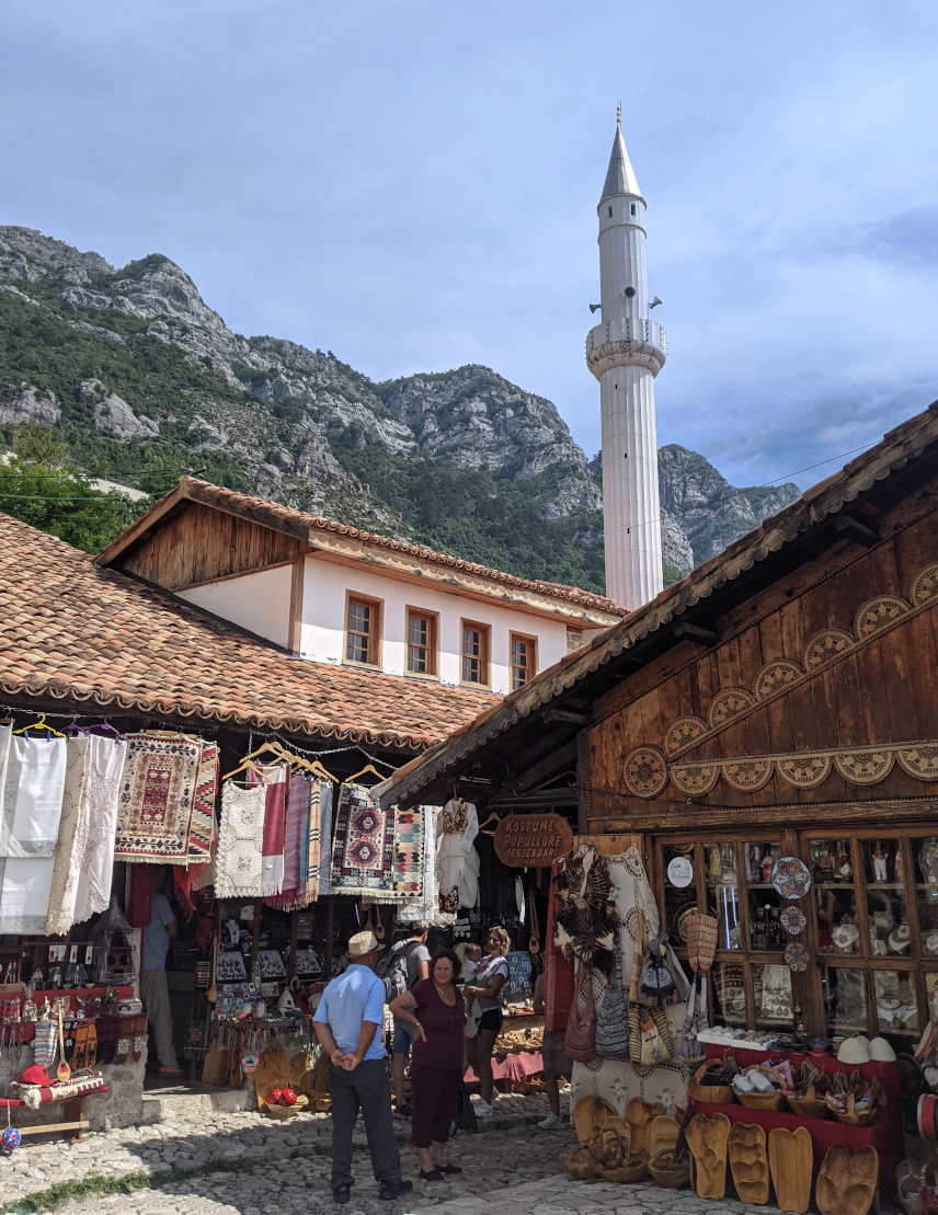 Picture of old town, Kruja