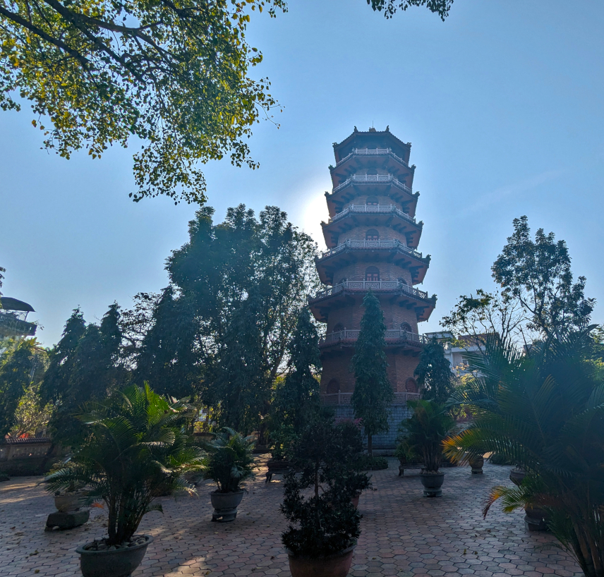 picture of Tu Dam Pagoda